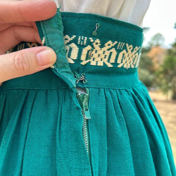 Vintage 50s Hand Woven Guatemalan Skirt + Ruffled Blouse Souvenir Set XS S - Picture 5 of 6
